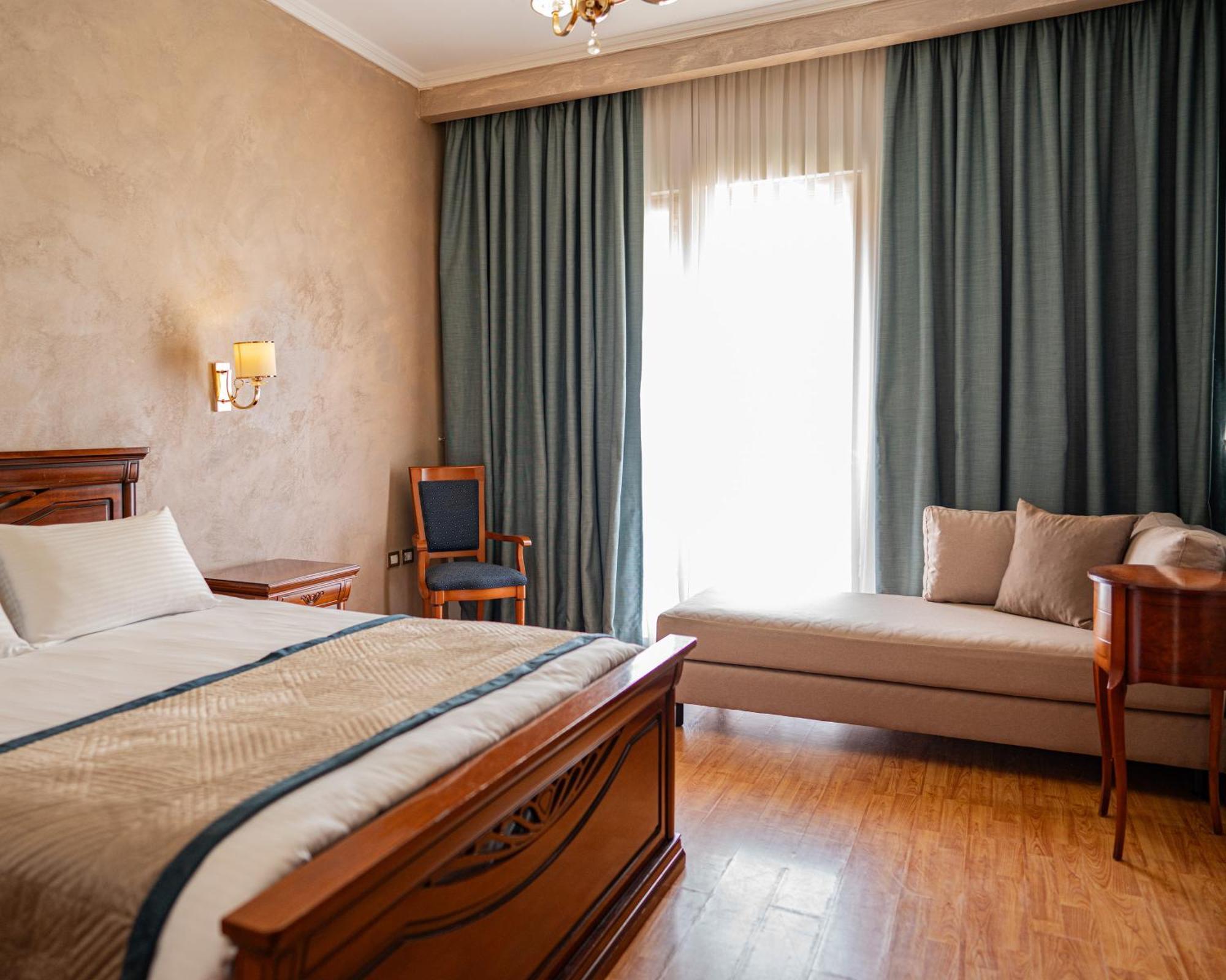 Vila Belvedere Shkallnur Экстерьер фото